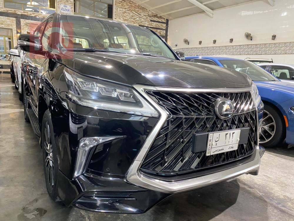 Lexus LX